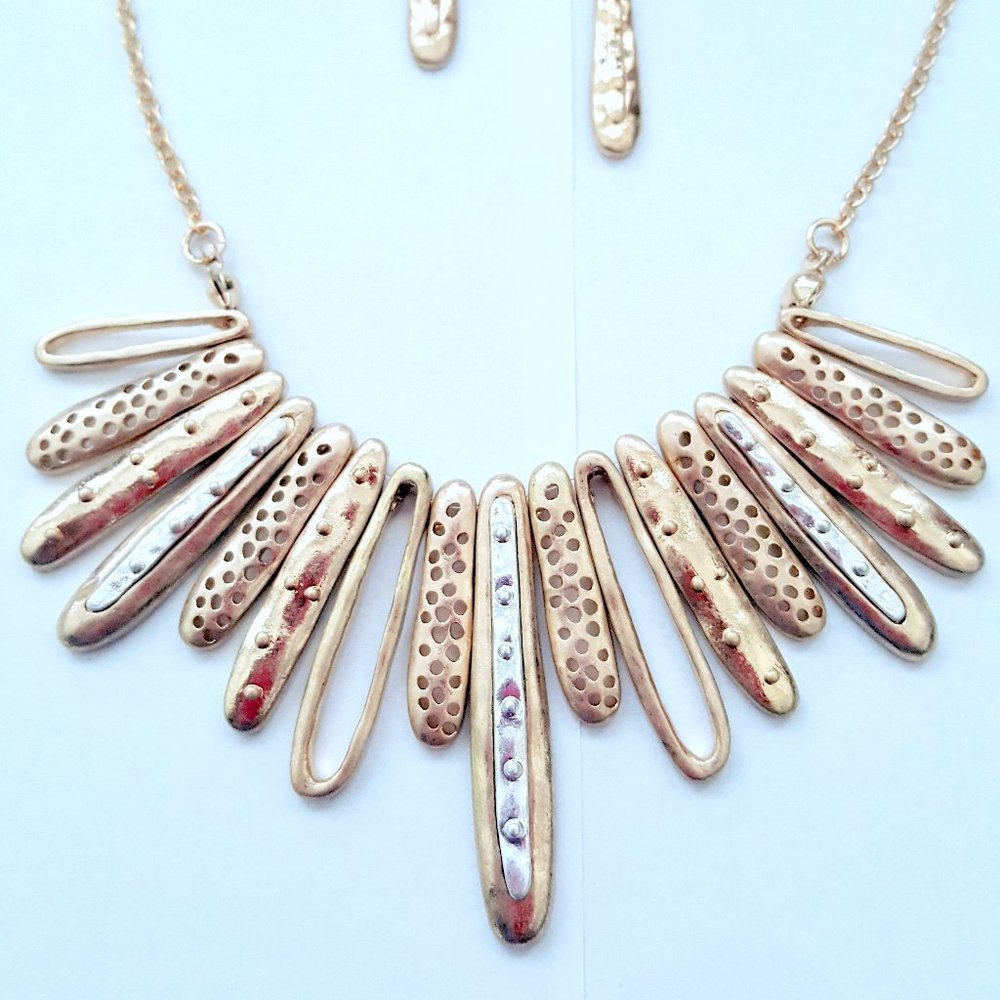 Burnish Gold/Silvertone Hammered Metal Fringe Bib Necklace and Earring Set